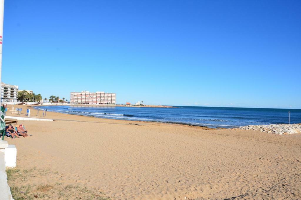 Apartamento Oslo Apartman Torrevieja Kültér fotó