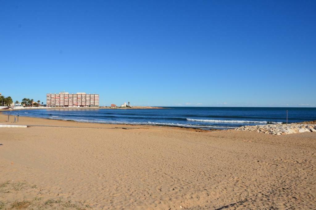 Apartamento Oslo Apartman Torrevieja Kültér fotó