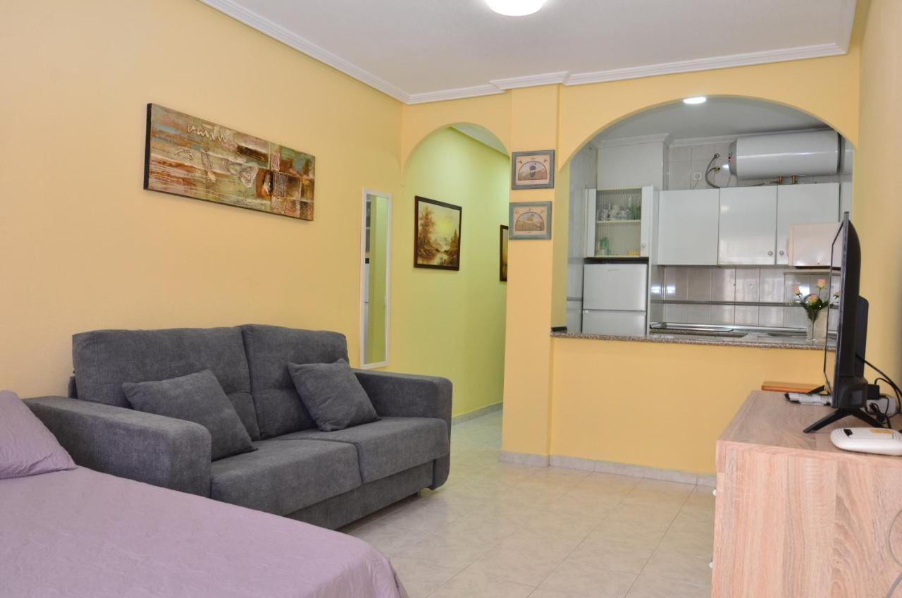 Apartamento Oslo Apartman Torrevieja Kültér fotó