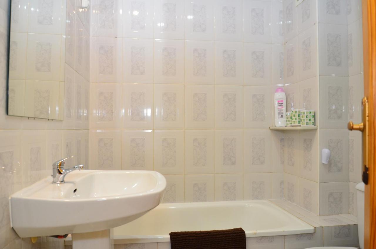 Apartamento Oslo Apartman Torrevieja Kültér fotó